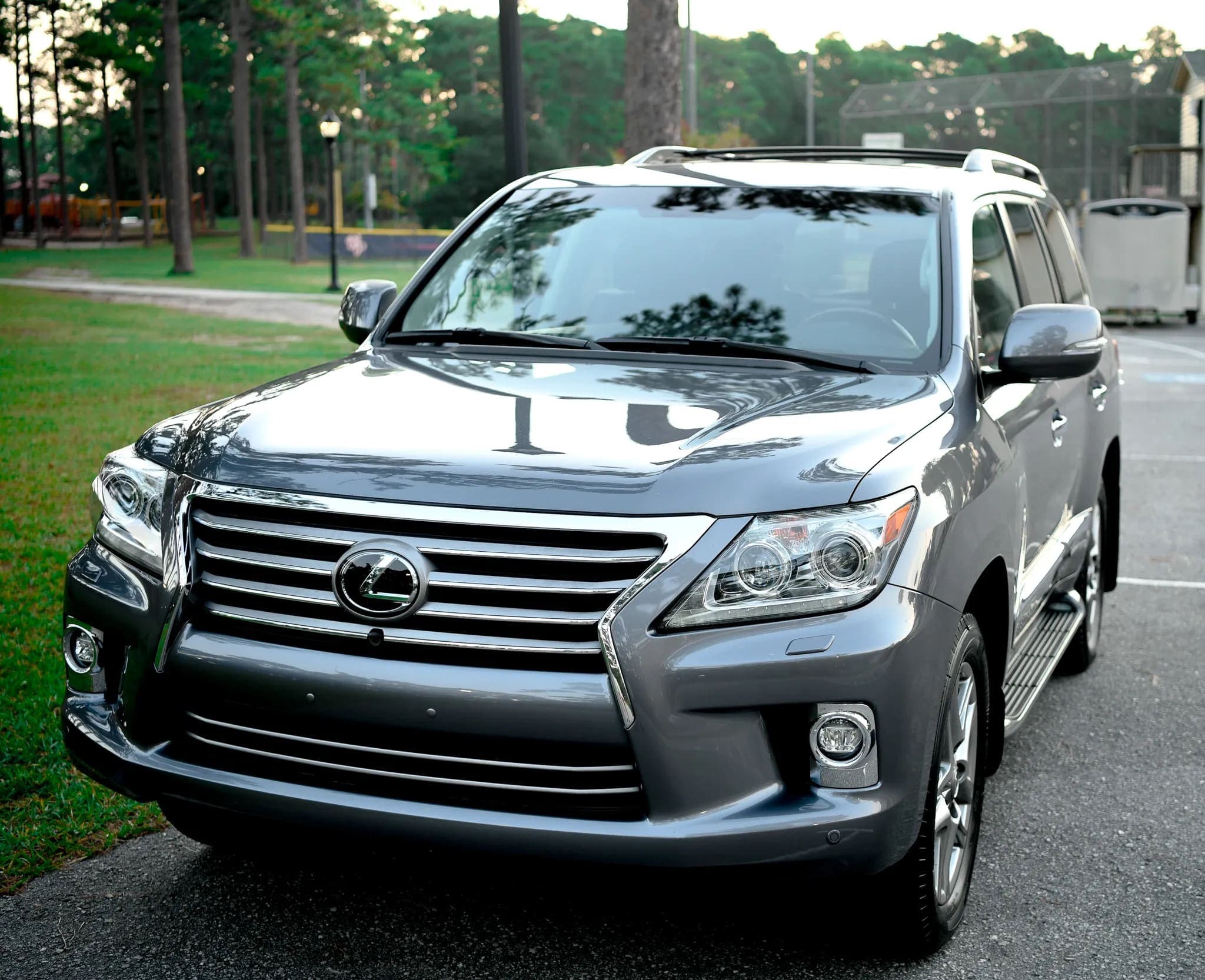 2014 Lexus LX570, view