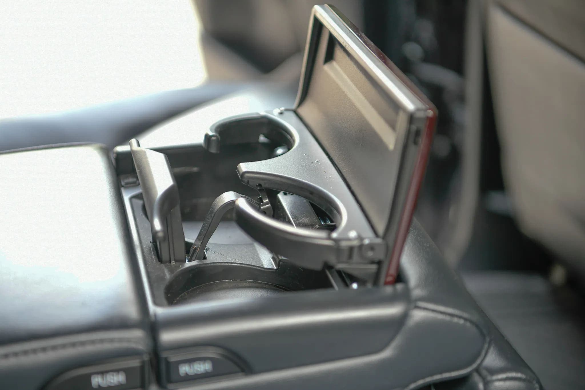 2014 Lexus LX570, view