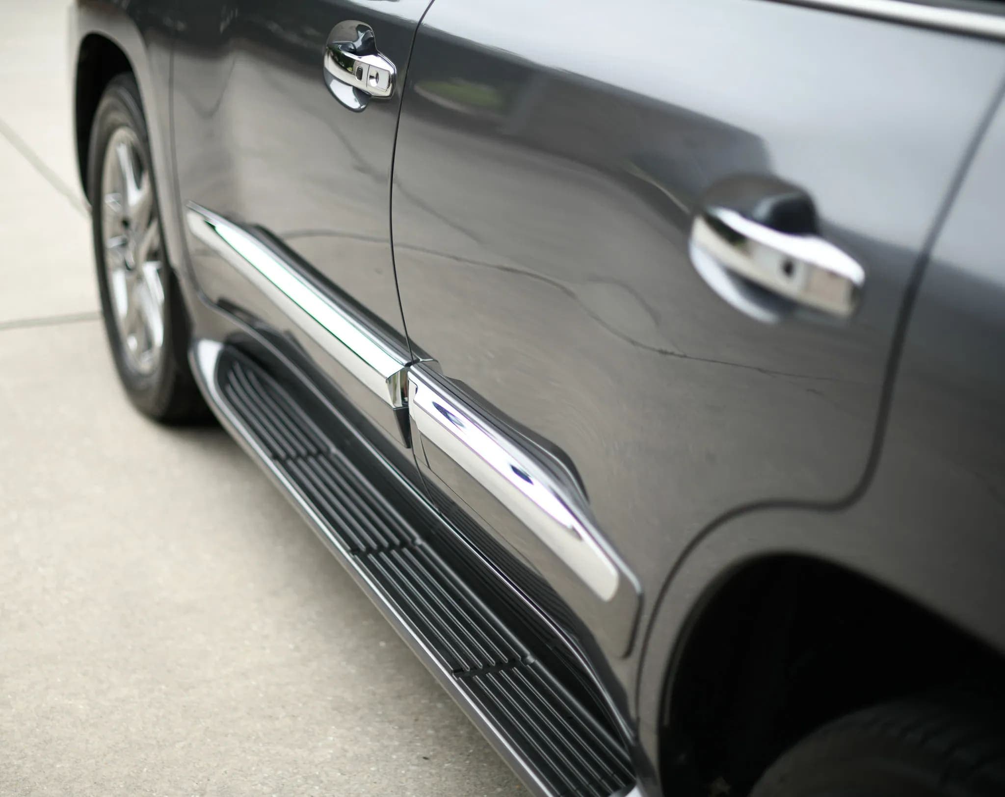 2014 Lexus LX570, view