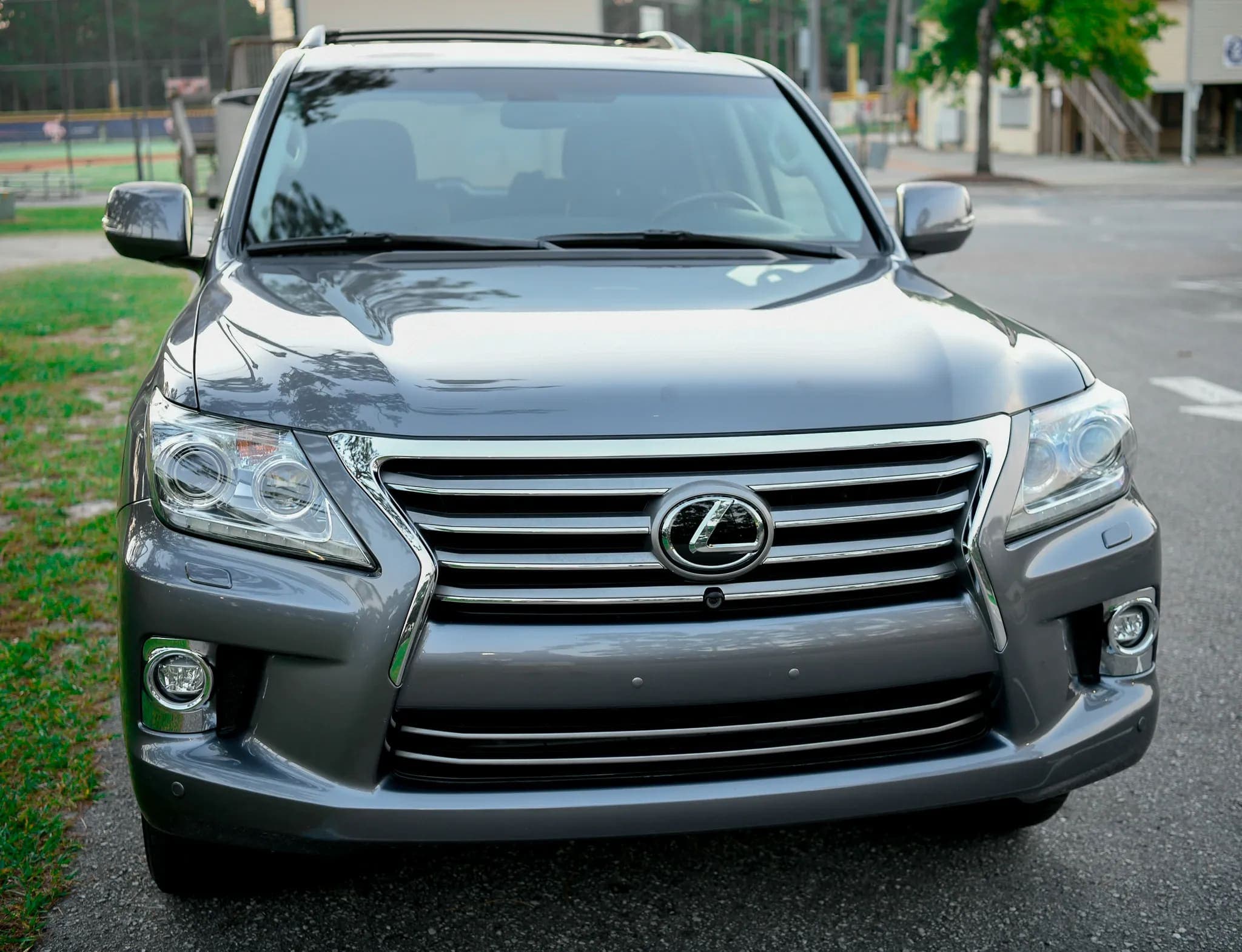 2014 Lexus LX570, view