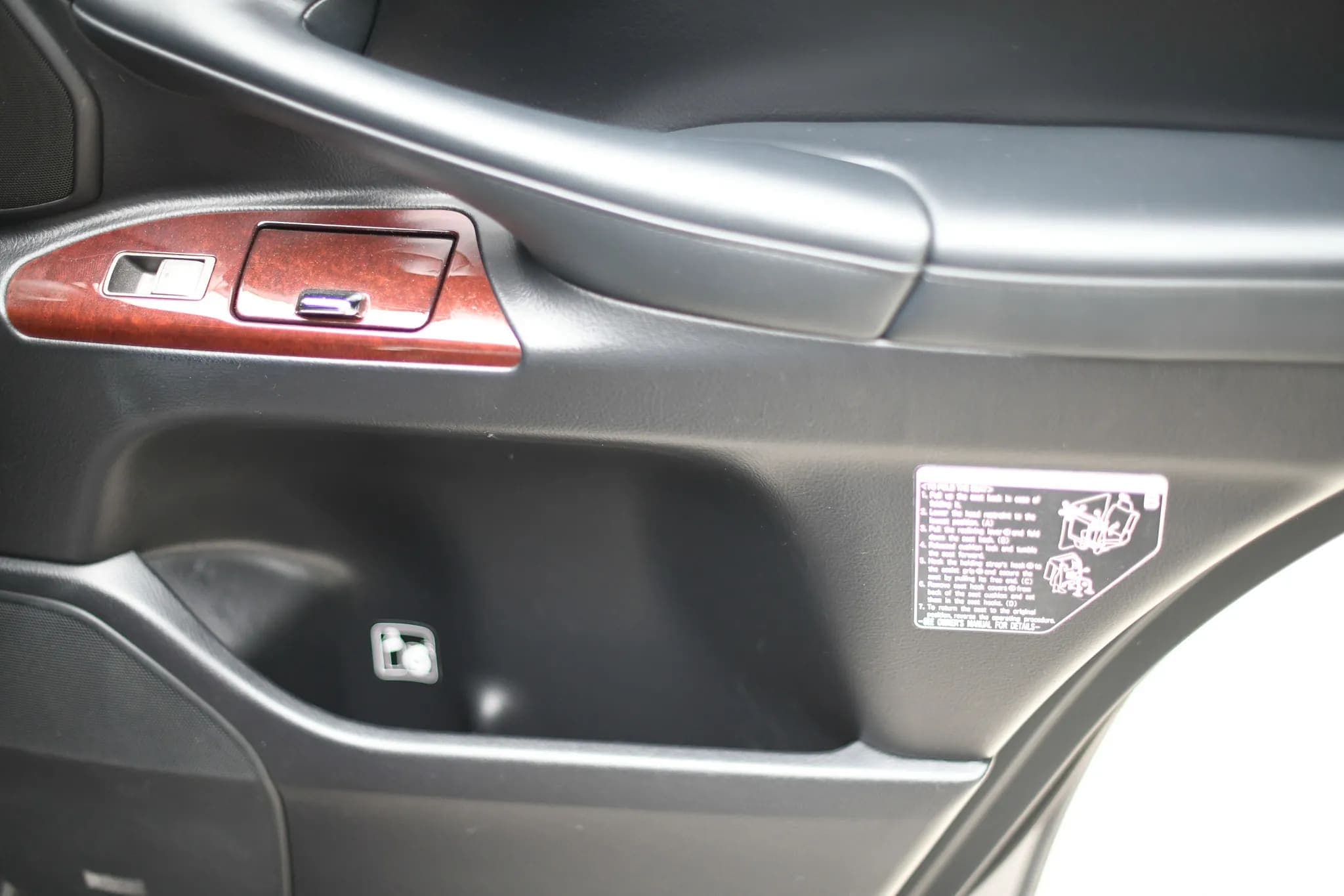 2014 Lexus LX570, view
