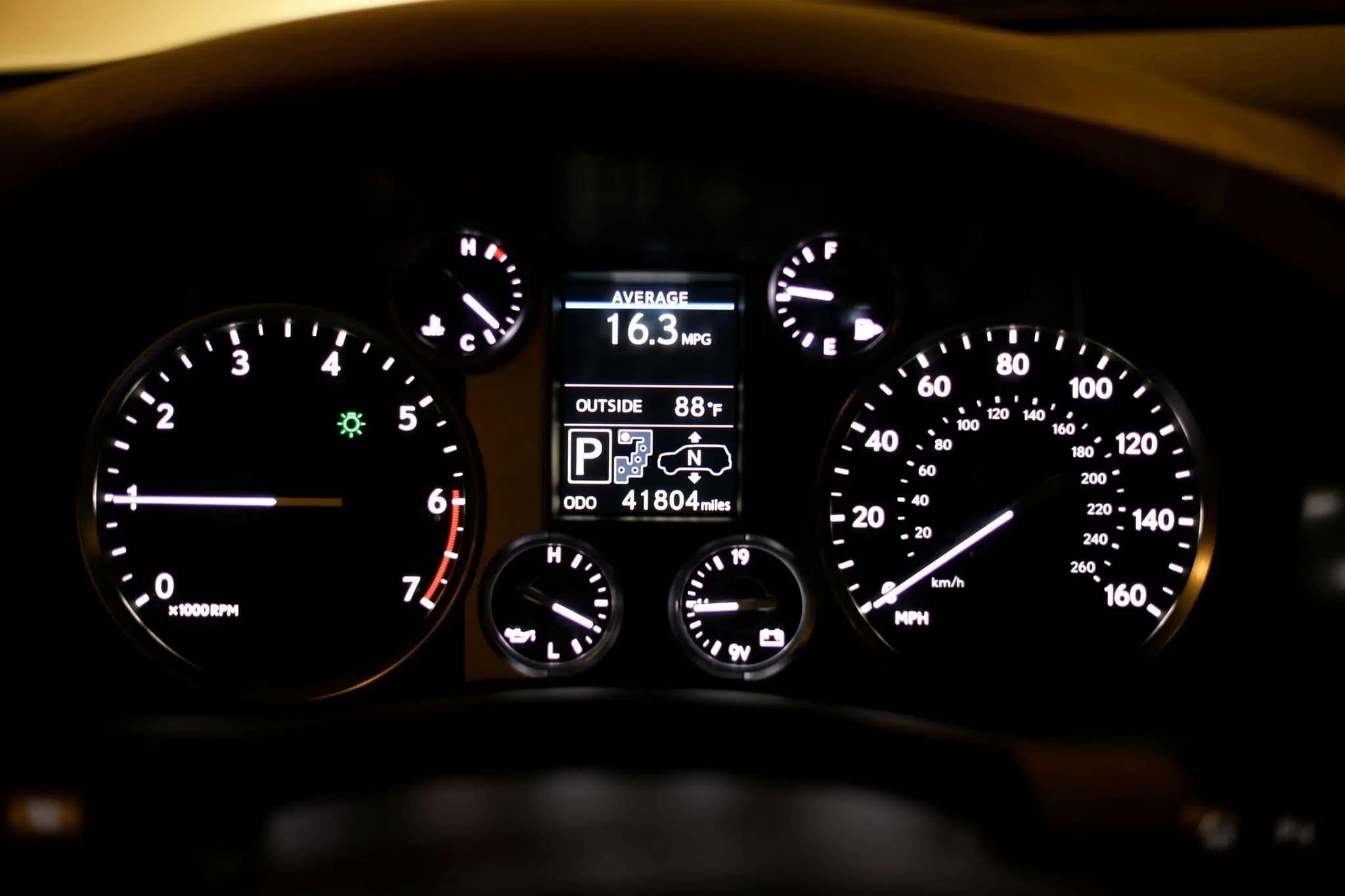 2014 Lexus LX570, view