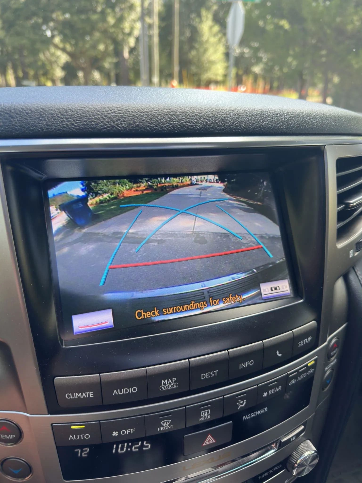 2014 Lexus LX570, view
