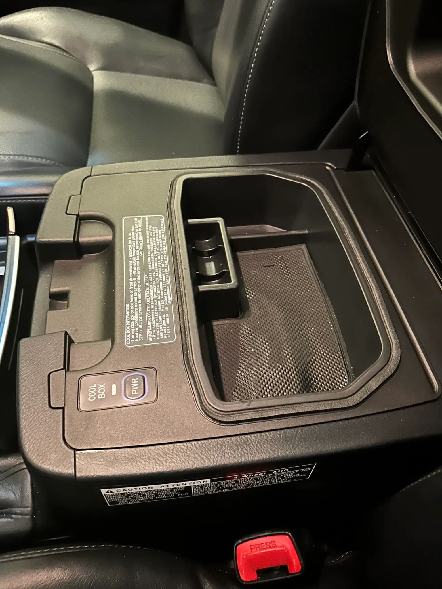 2014 Lexus LX570, view