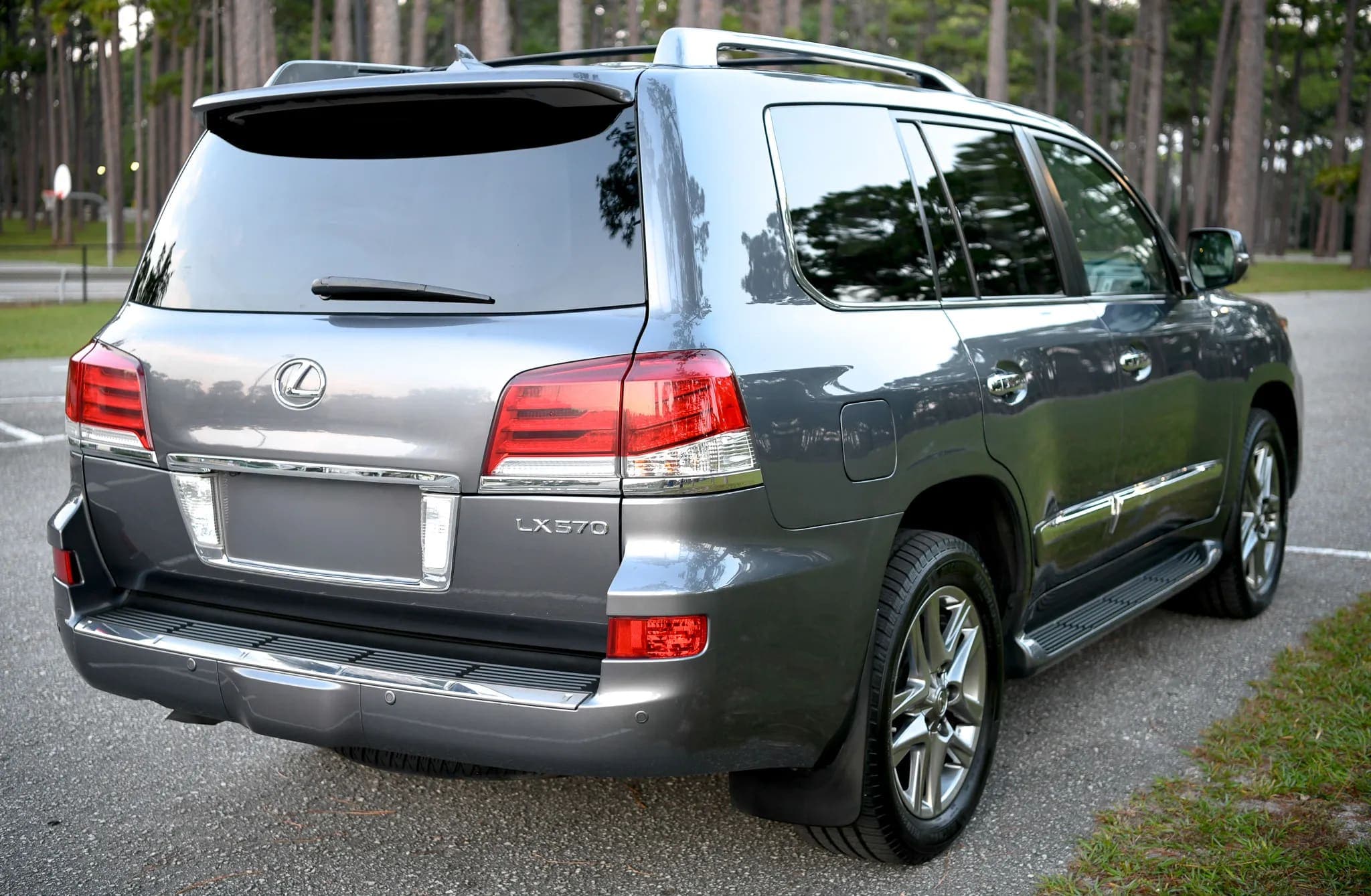 2014 Lexus LX570, view