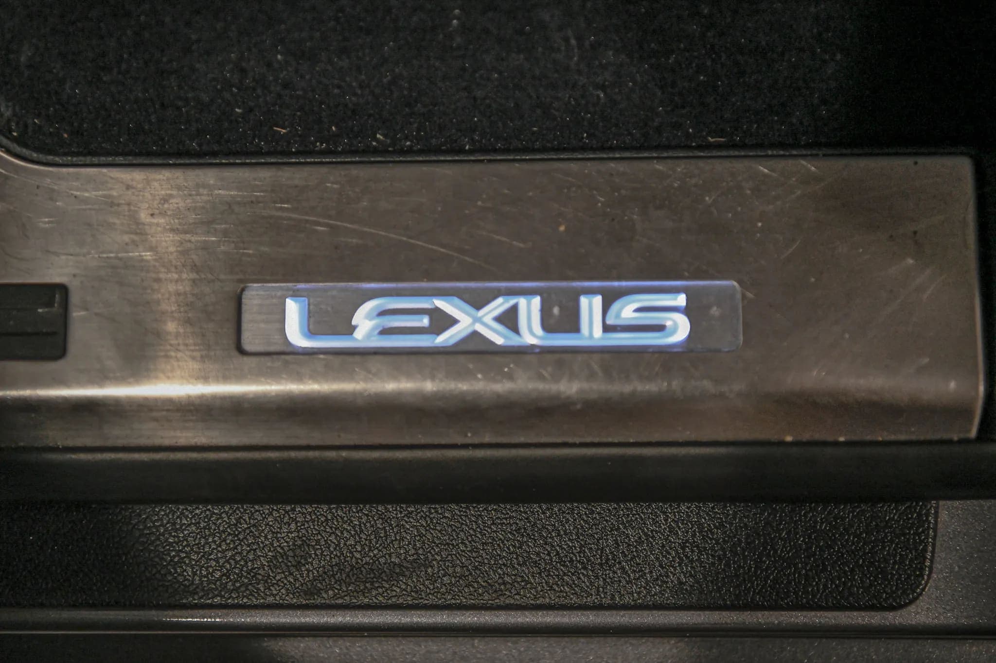 2014 Lexus LX570, view