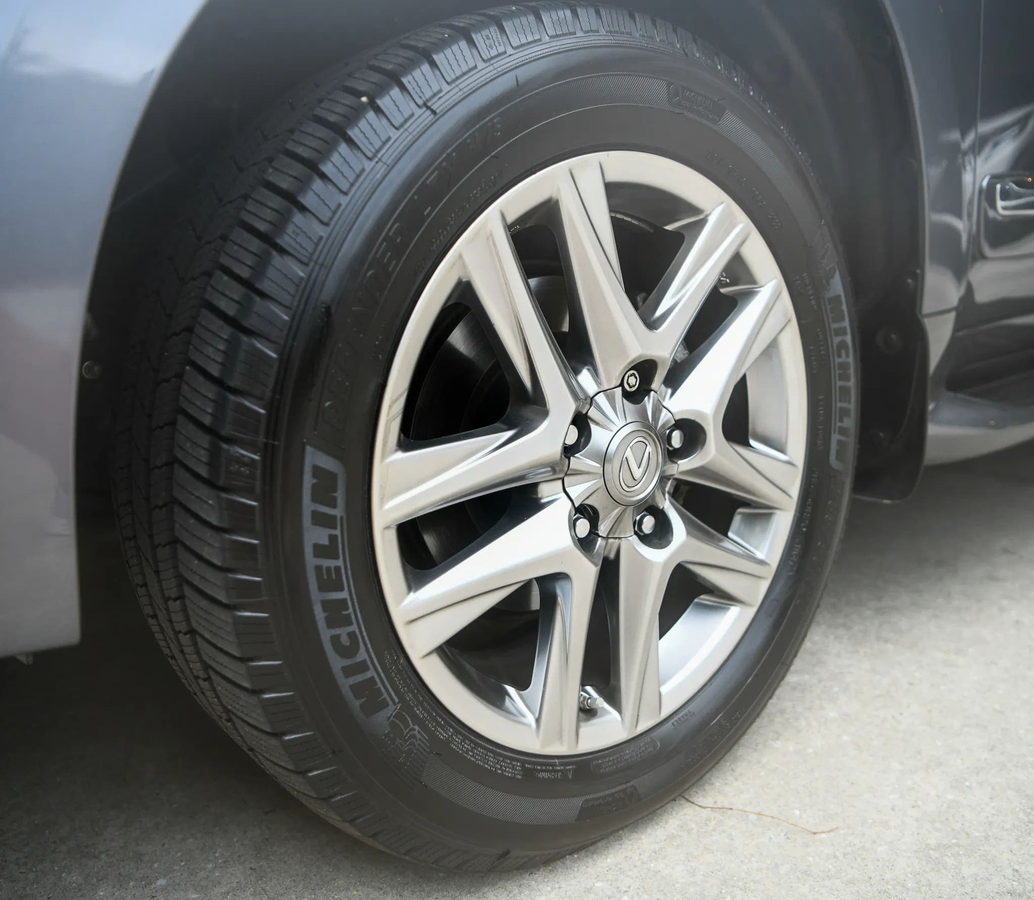 2014 Lexus LX570, view