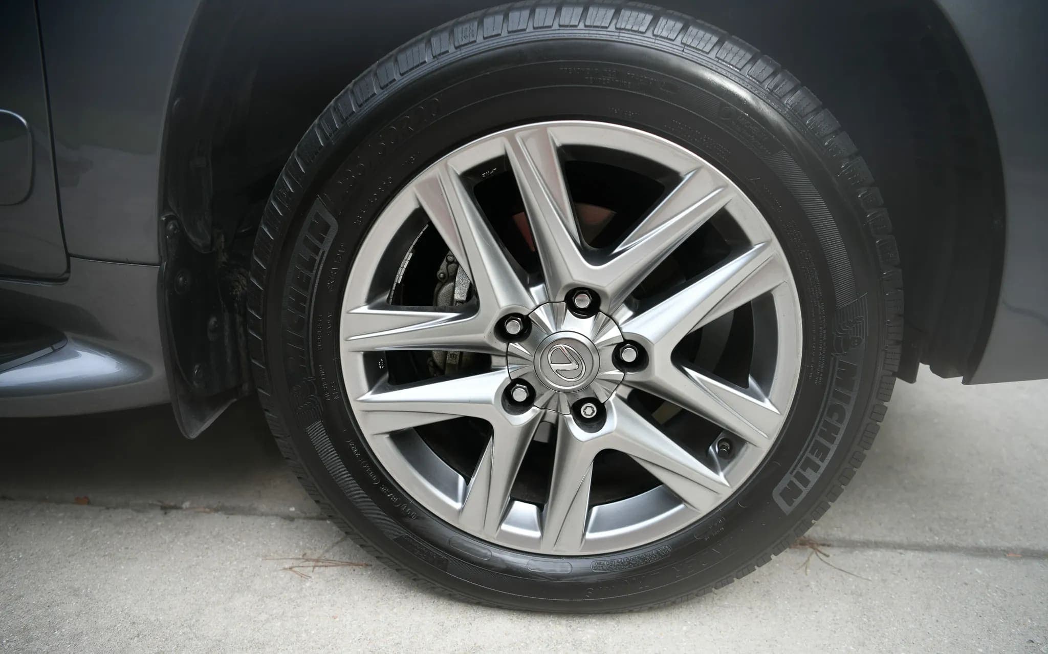 2014 Lexus LX570, view