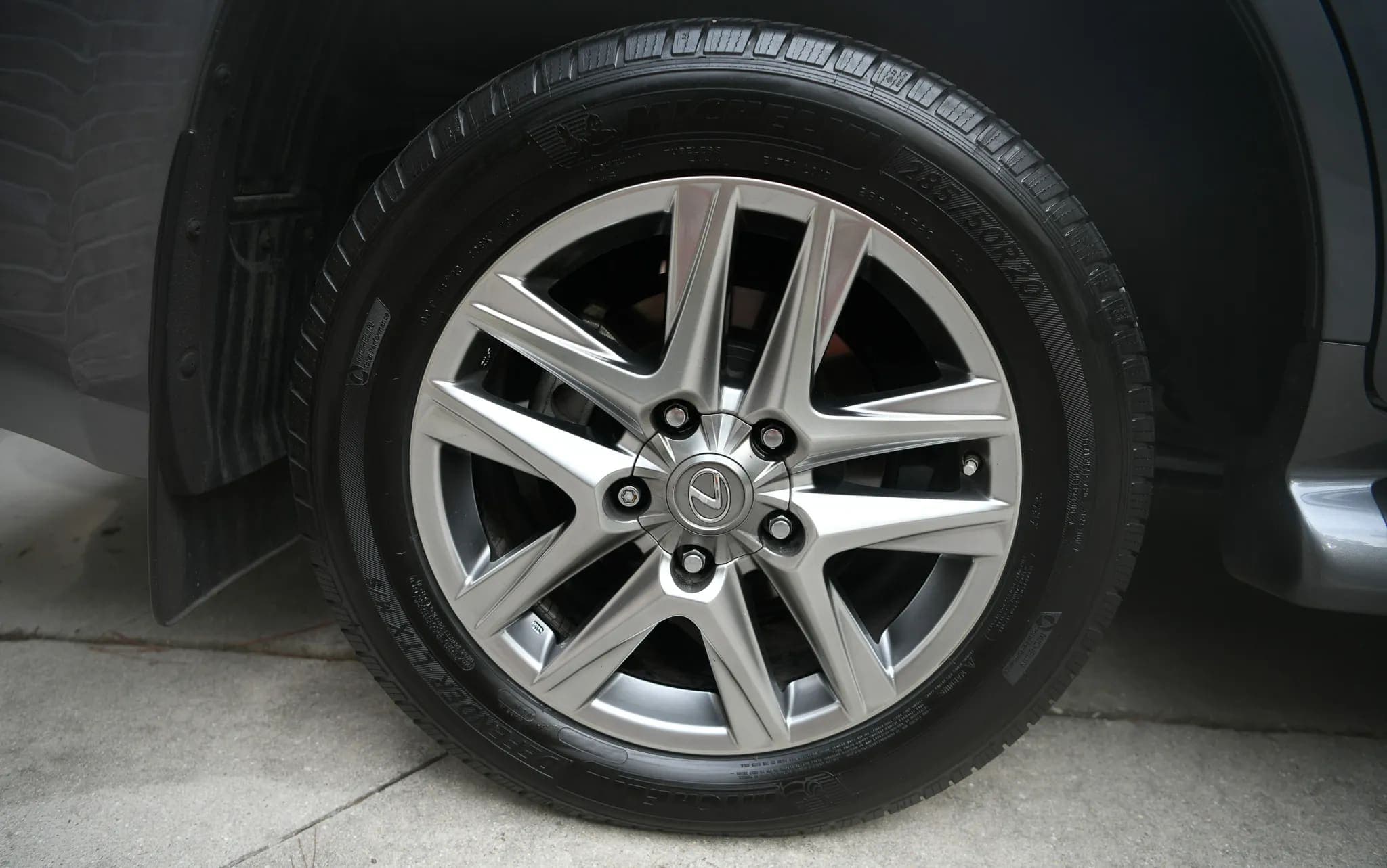 2014 Lexus LX570, view