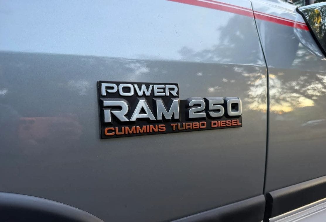1993 Dodge Ram W250 LE Club Cab Cummins 4×4 5-Speed, view
