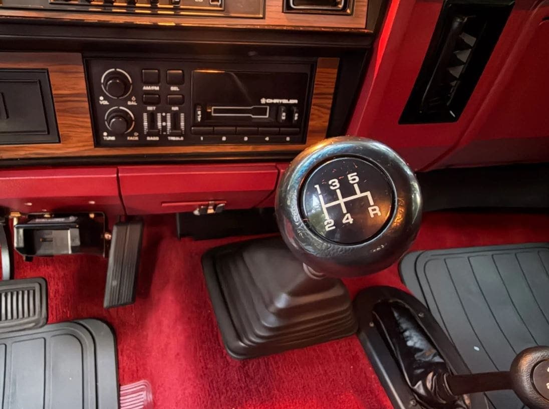 1993 Dodge Ram W250 LE Club Cab Cummins 4×4 5-Speed, view