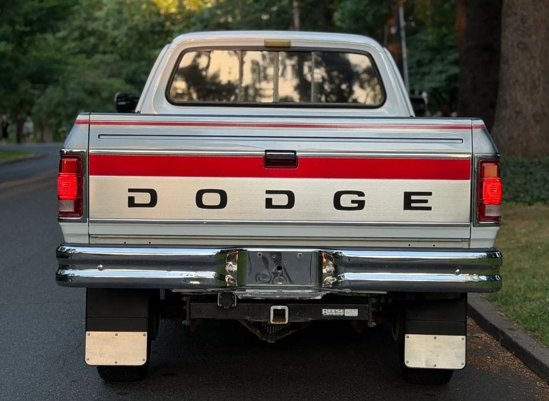 1993 Dodge Ram W250 LE Club Cab Cummins 4×4 5-Speed, view