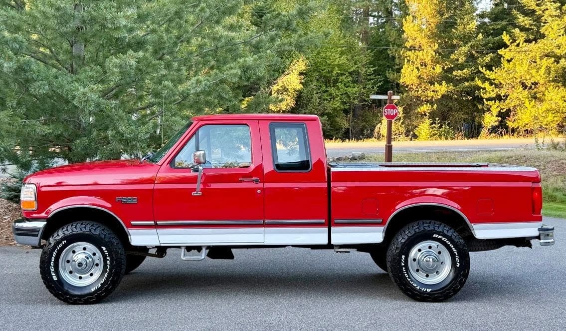 1996 Ford F-250 XLT SuperCab 7.5L 4×4 5-Speed, view