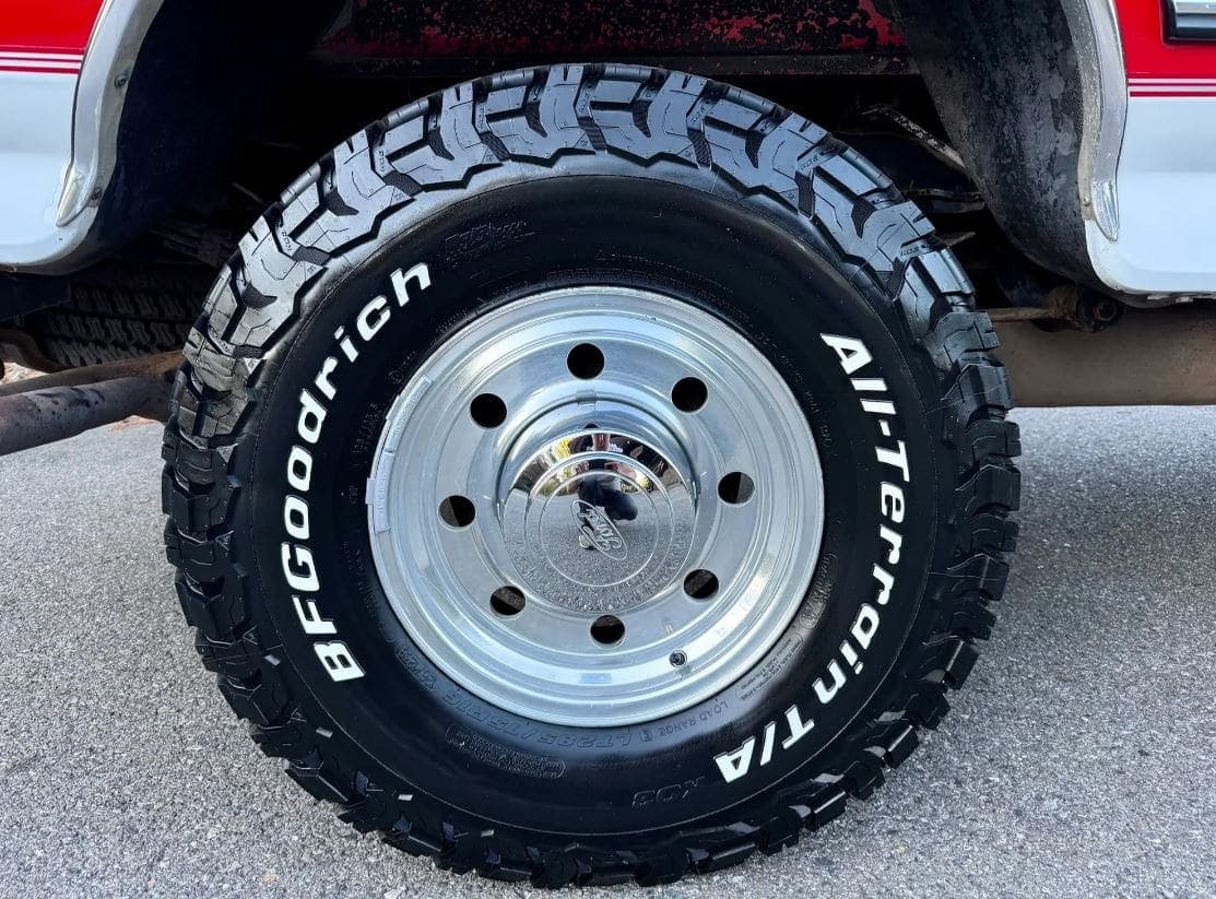 1996 Ford F-250 XLT SuperCab 7.5L 4×4 5-Speed, view