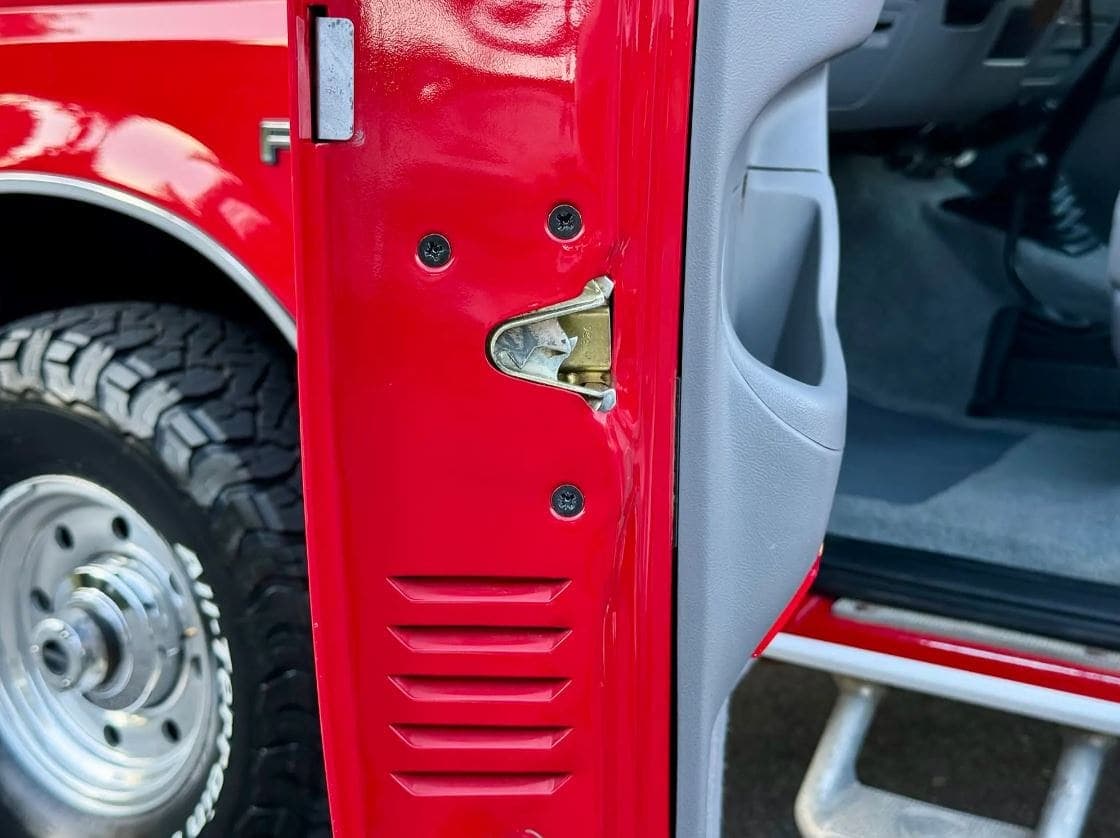 1996 Ford F-250 XLT SuperCab 7.5L 4×4 5-Speed, view