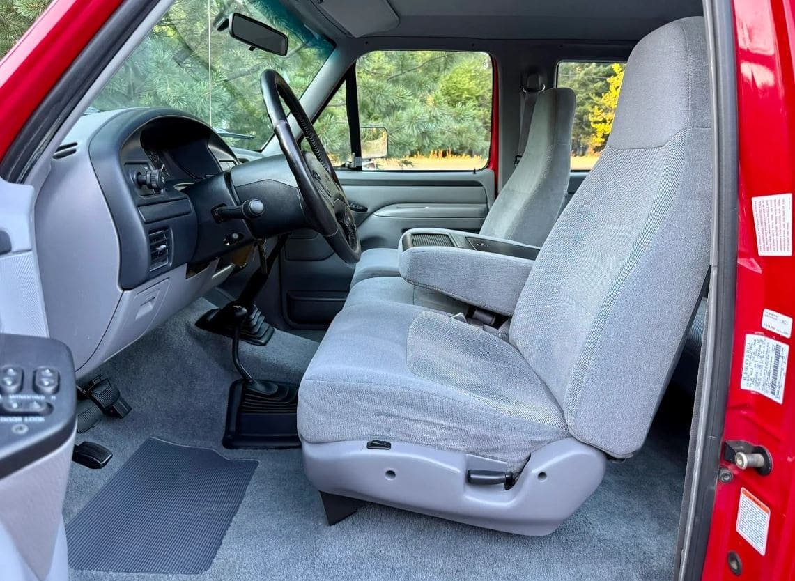 1996 Ford F-250 XLT SuperCab 7.5L 4×4 5-Speed, view