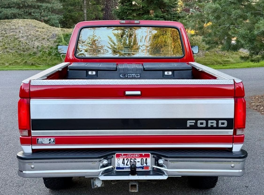 1996 Ford F-250 XLT SuperCab 7.5L 4×4 5-Speed, view