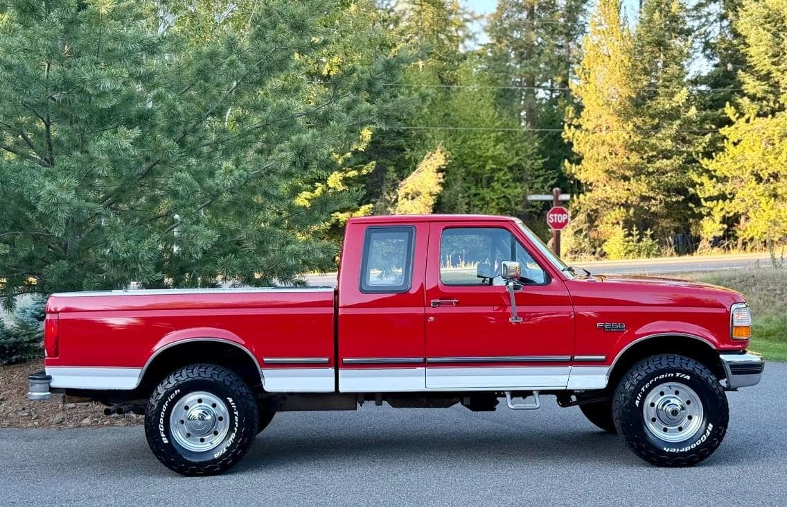 1996 Ford F-250 XLT SuperCab 7.5L 4×4 5-Speed, view