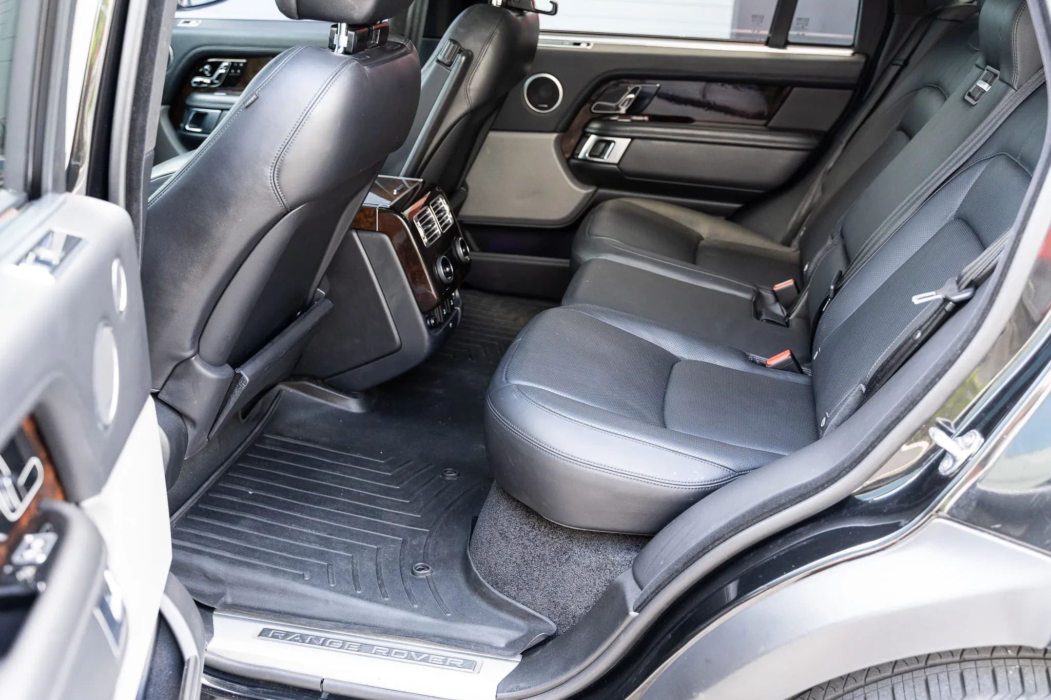2018 Land Rover Range Rover Supercharged LWB, view