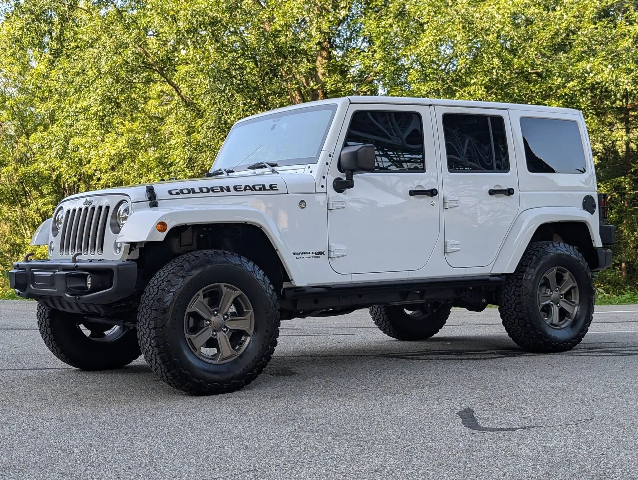 2018 Jeep Wrangler Unlimited Sport Golden Eagle Edition exterior