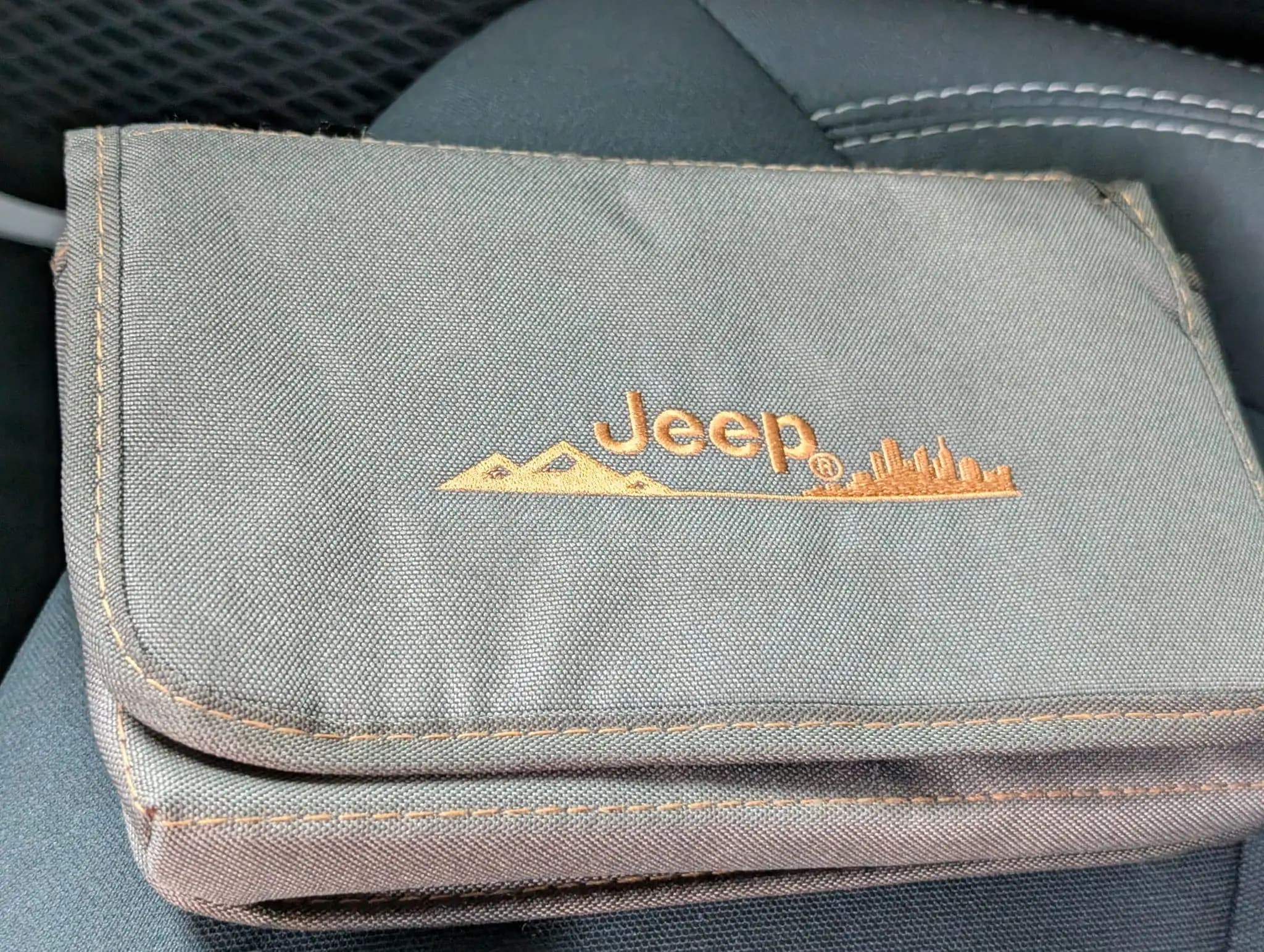 2018 Jeep Wrangler Unlimited Sport Golden Eagle Edition, view