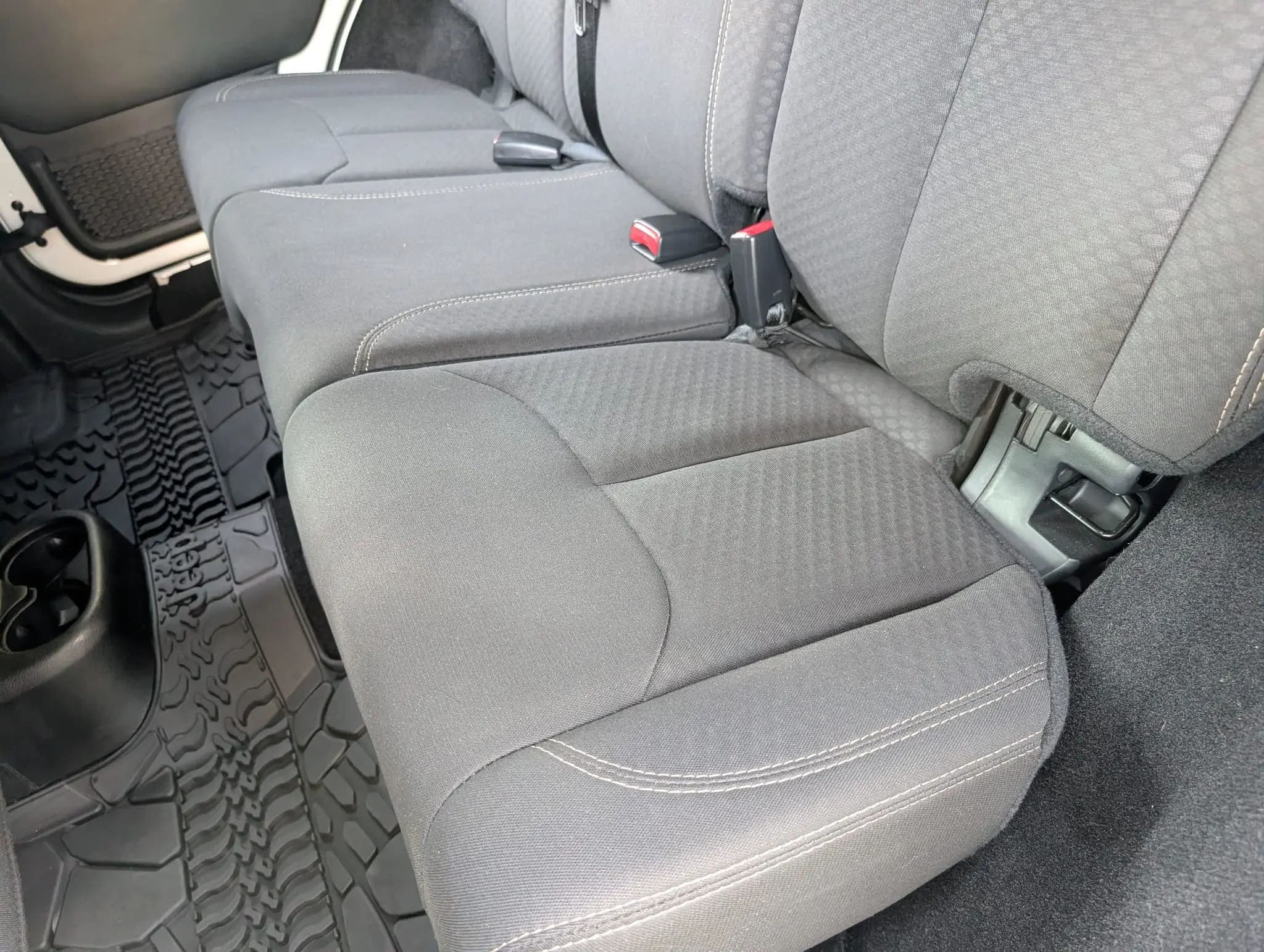 2018 Jeep Wrangler Unlimited Sport Golden Eagle Edition, view