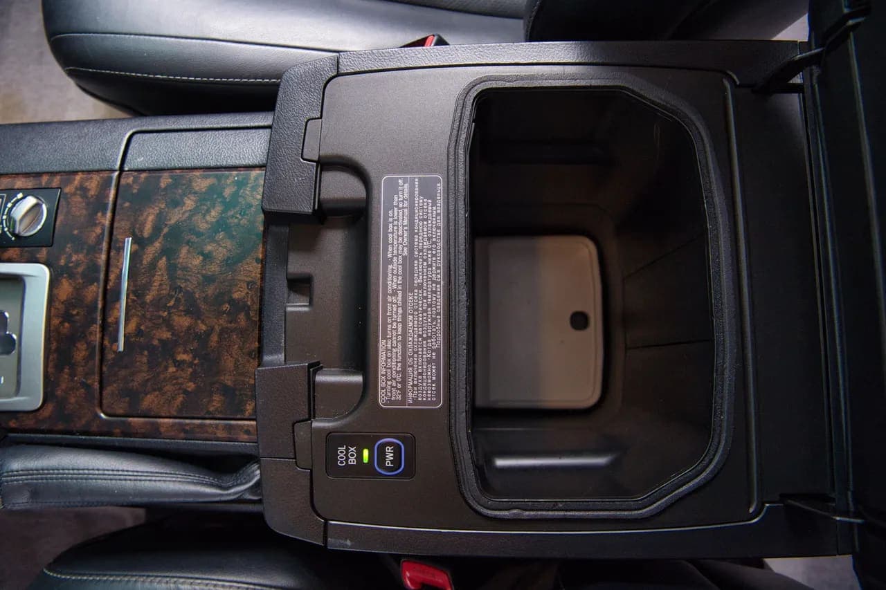 2015 Toyota Land Cruiser URJ200, view