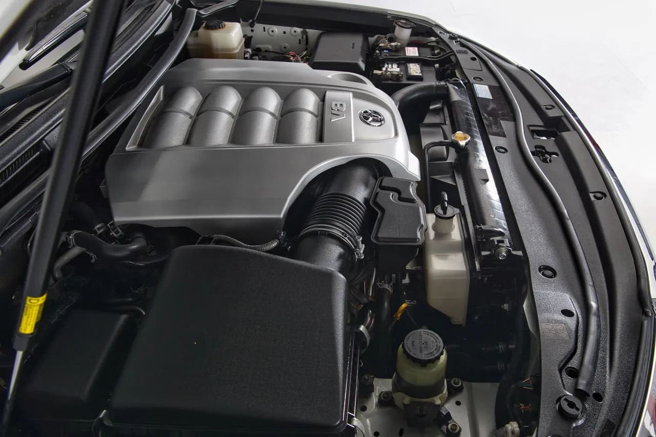 2015 Toyota Land Cruiser URJ200, view