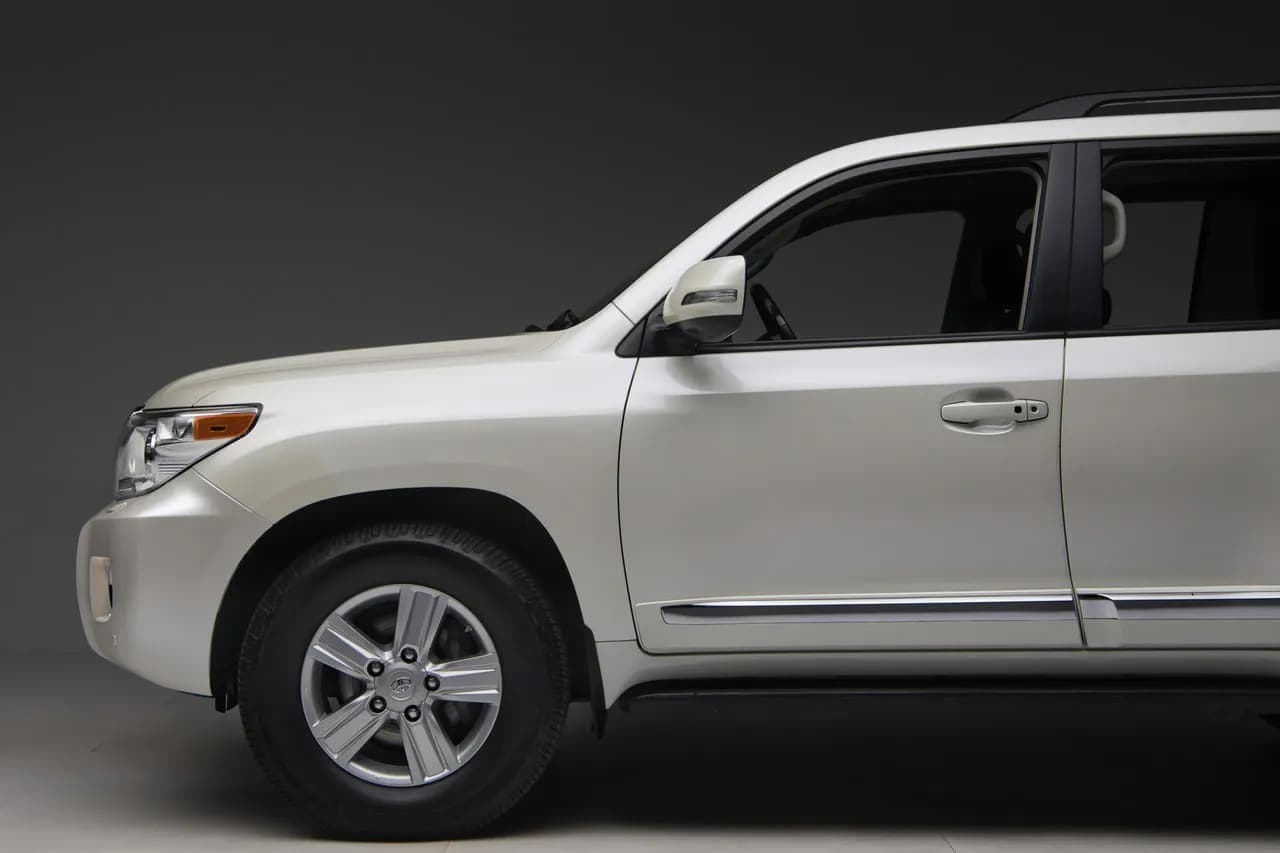 2015 Toyota Land Cruiser URJ200, view