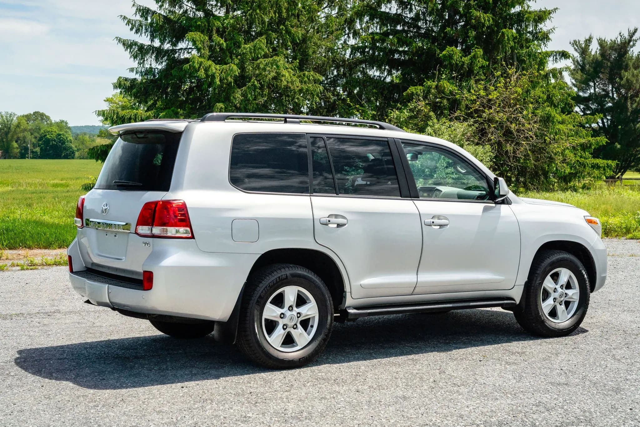 2008 Toyota Land Cruiser URJ200
 7k-Miles Like new, view