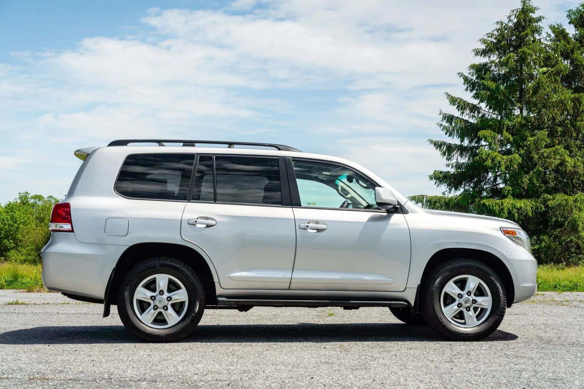 2008 Toyota Land Cruiser URJ200
 7k-Miles Like new, view