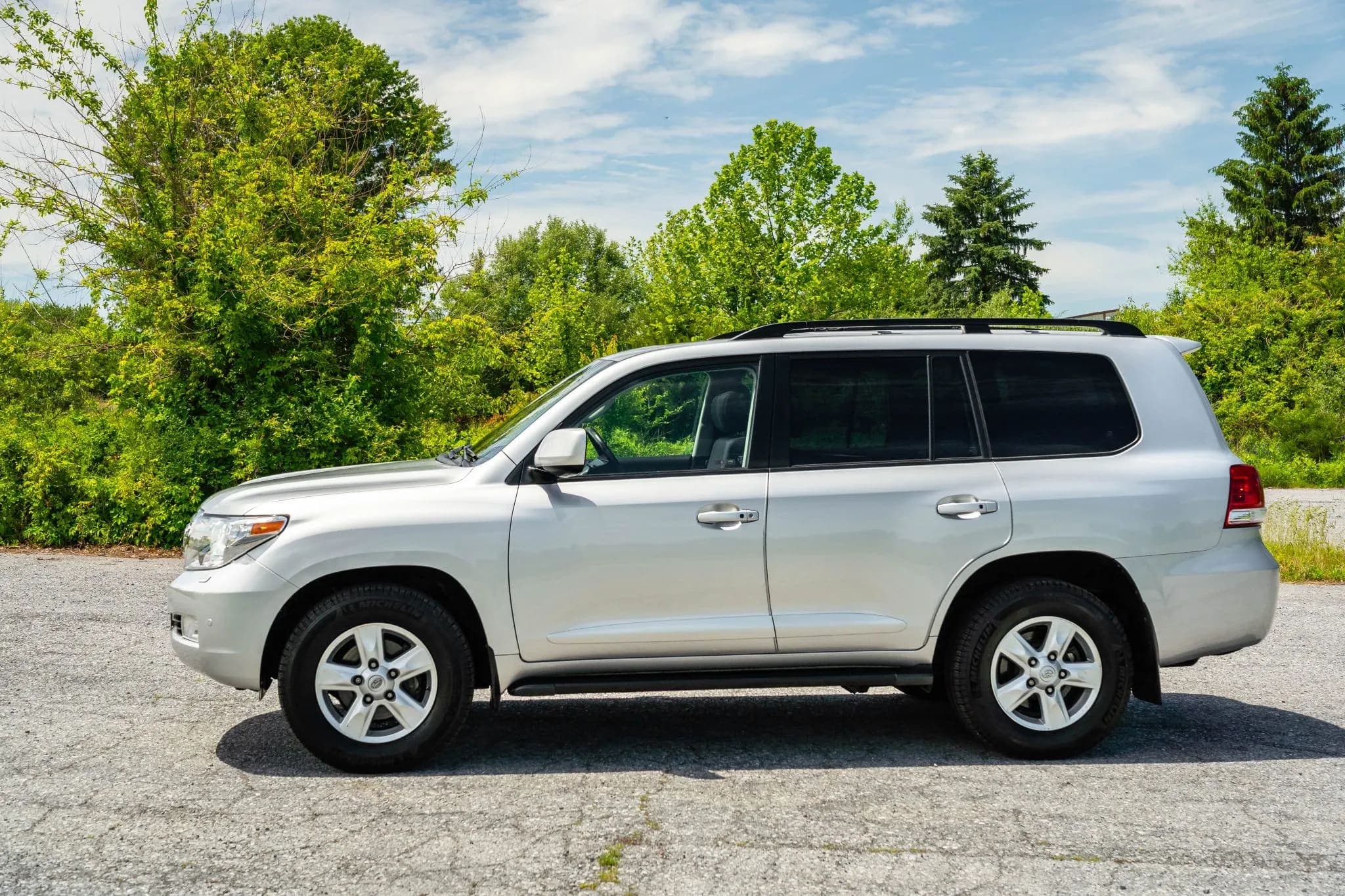 2008 Toyota Land Cruiser URJ200
 7k-Miles Like new, view