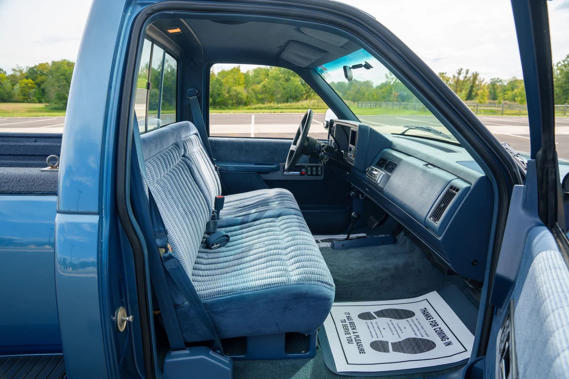 1990 Chevrolet 1500 Pickup, view