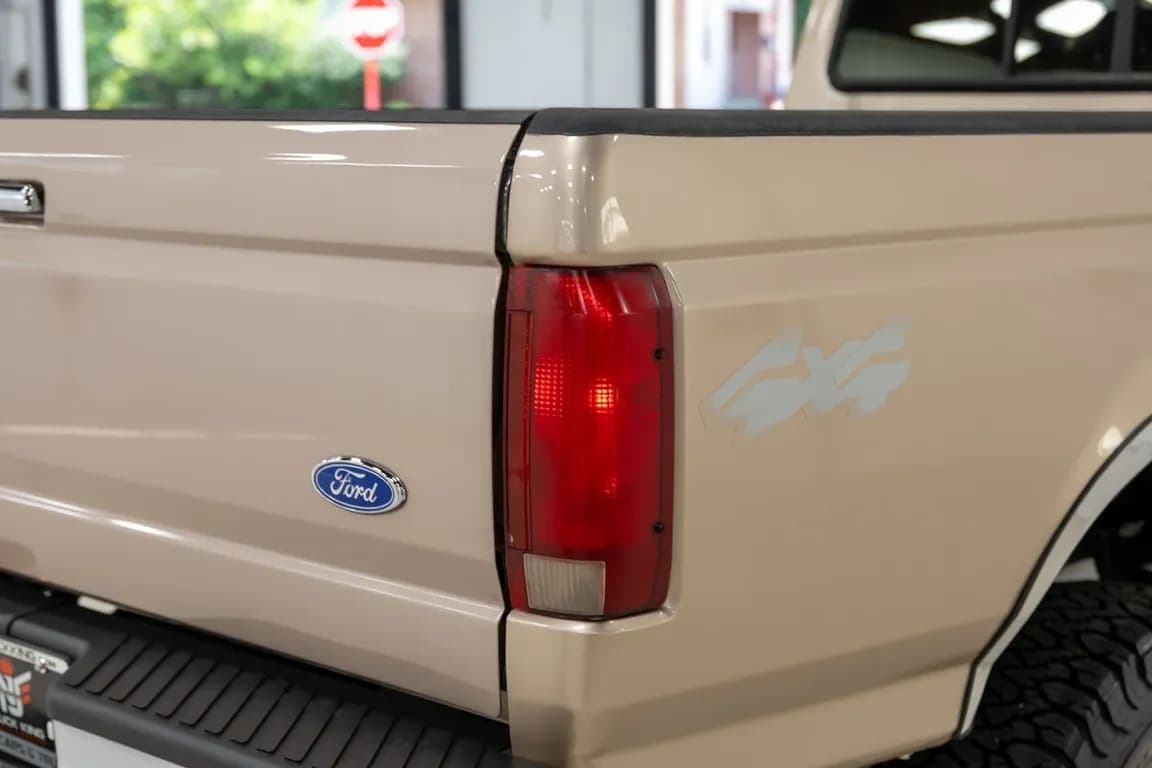 1997 FORD F350 CREW CAB XLT LONG BED, view