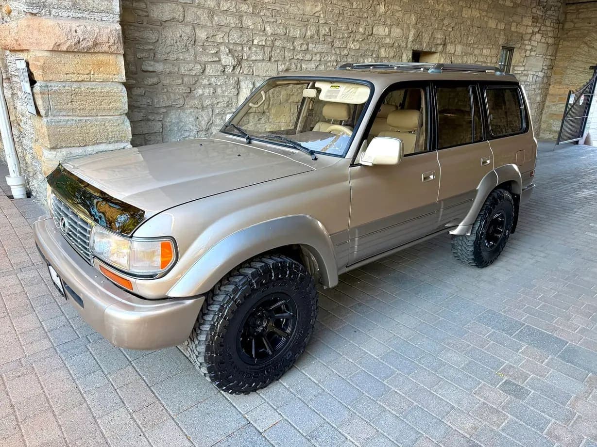 1997 Lexus LX450 video preview