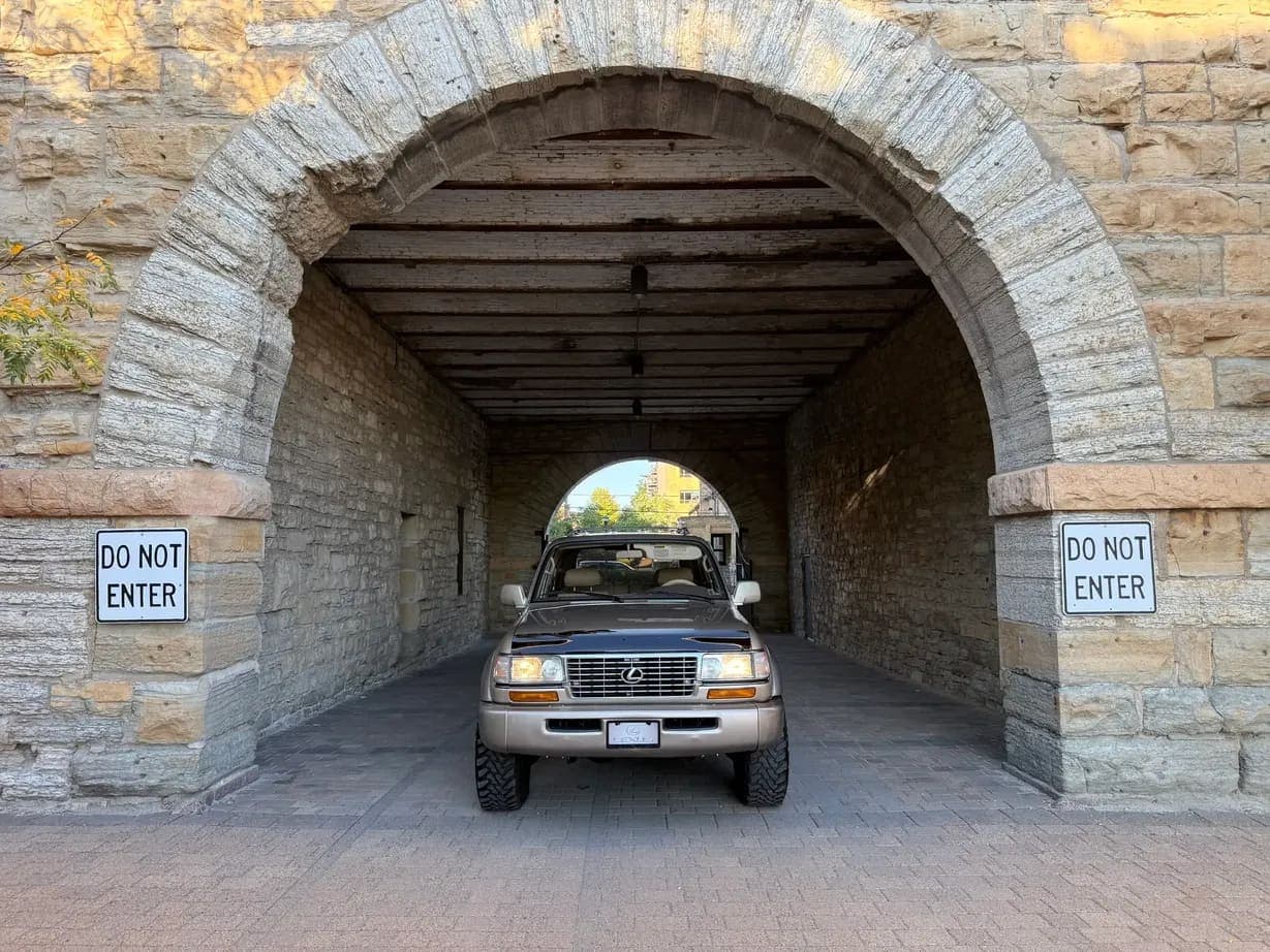 1997 Lexus LX450, view