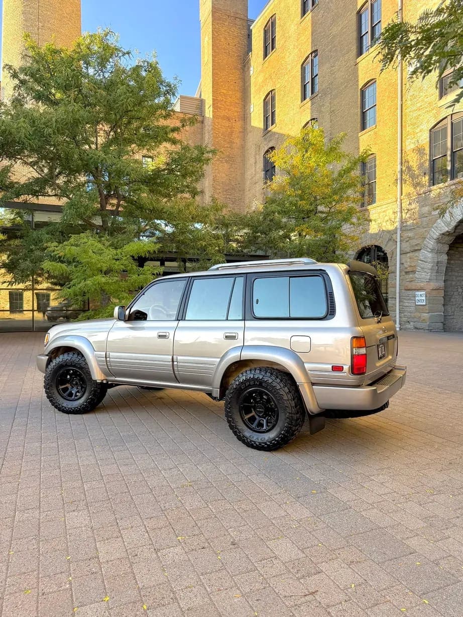 1997 Lexus LX450, view