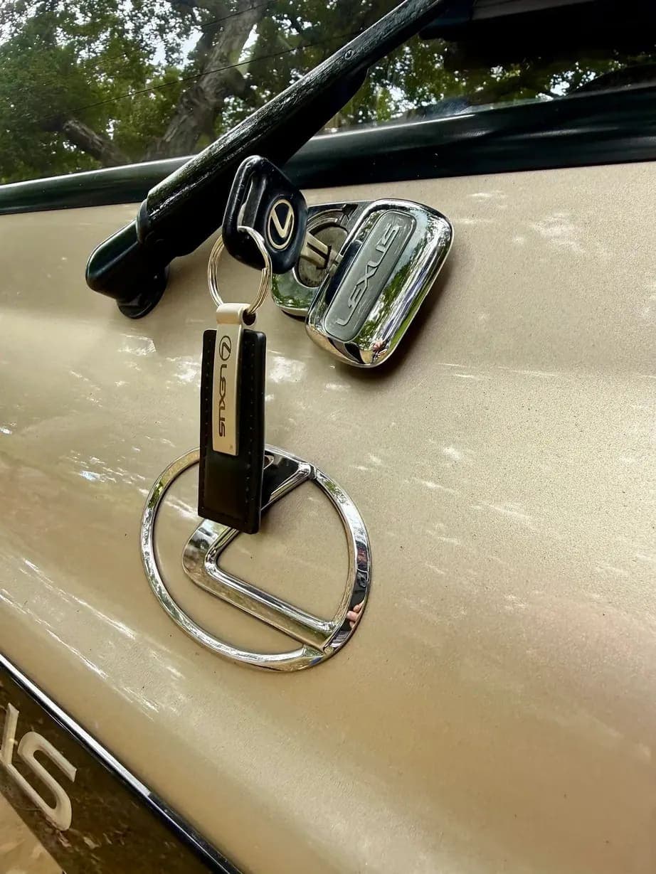 1997 Lexus LX450, view