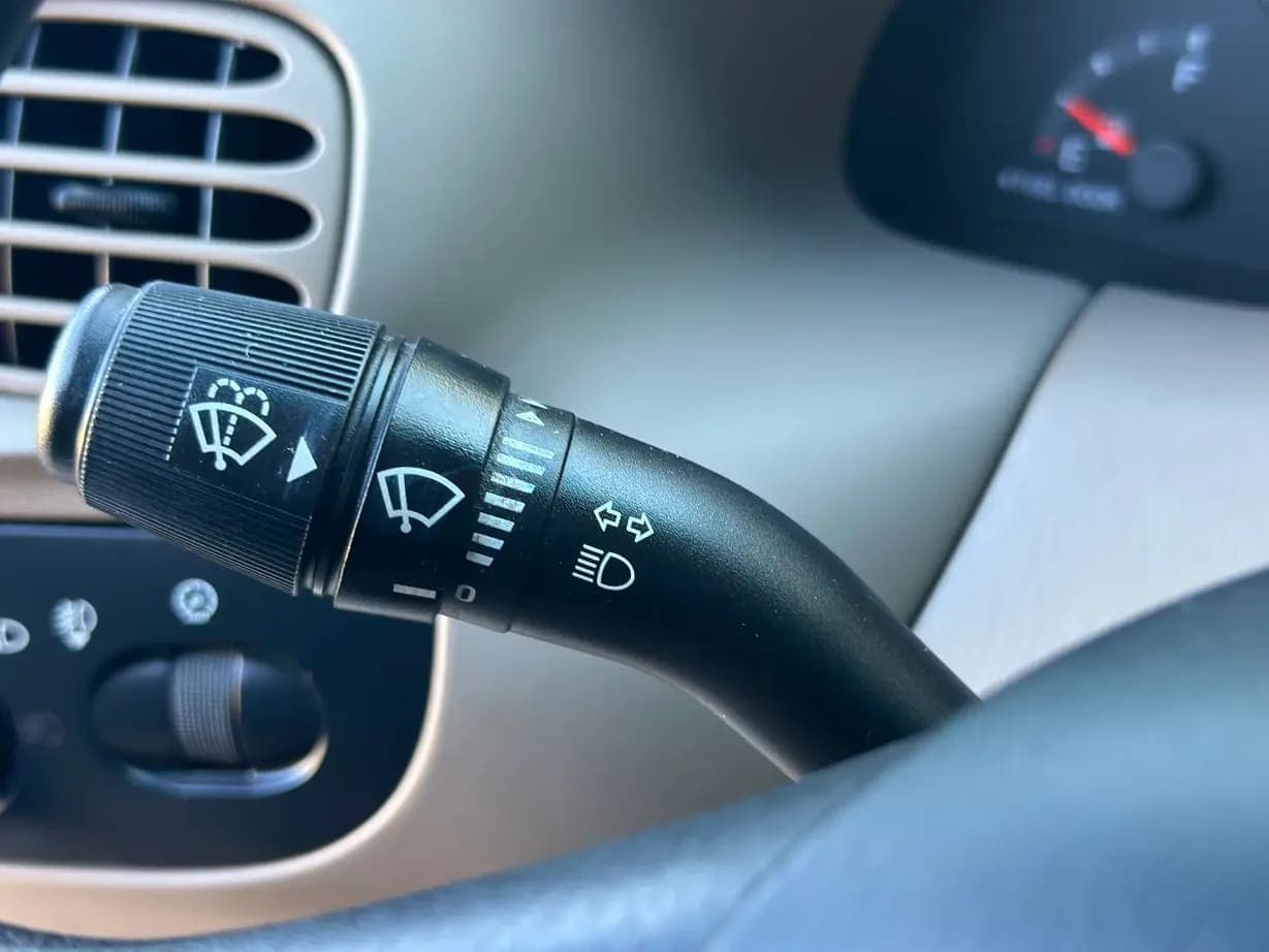 2000 Ford F-150 XLT SuperCab, view
