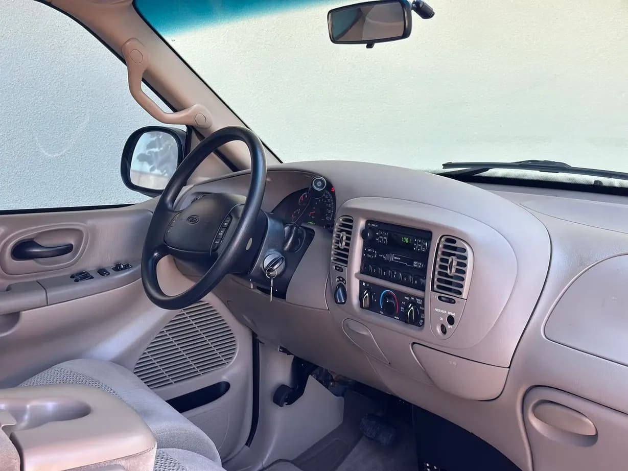 2000 Ford F-150 XLT SuperCab, view