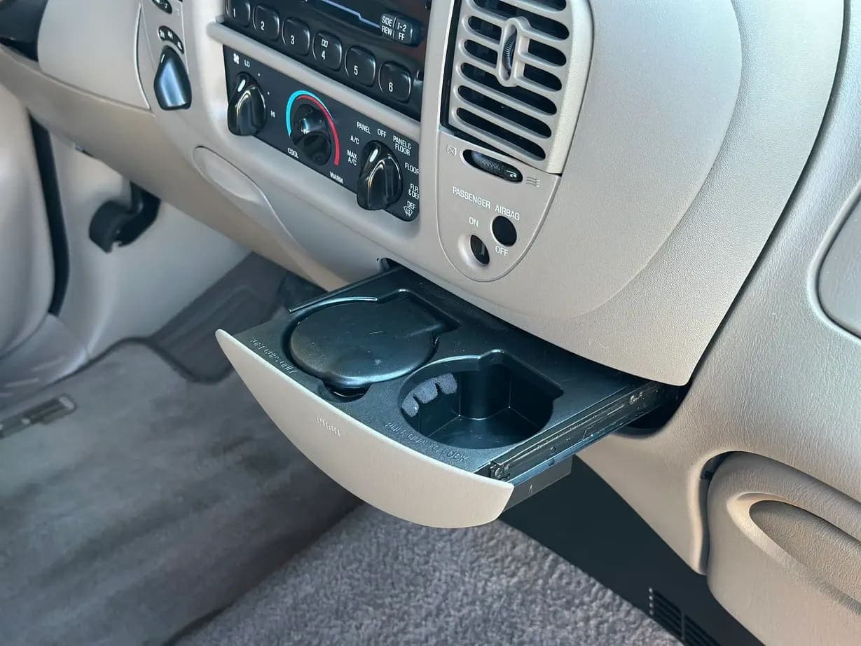 2000 Ford F-150 XLT SuperCab, view