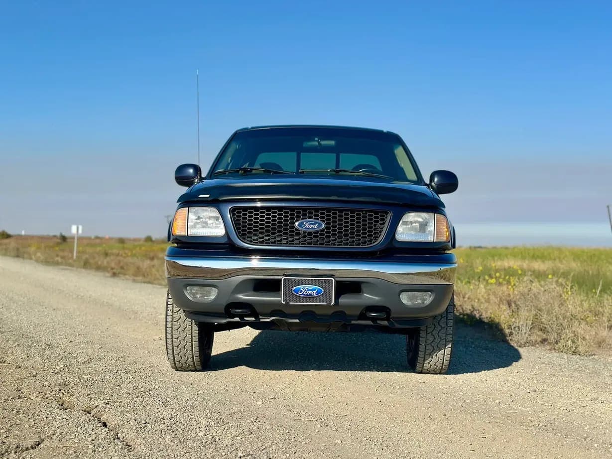 2000 Ford F-150 XLT SuperCab, view