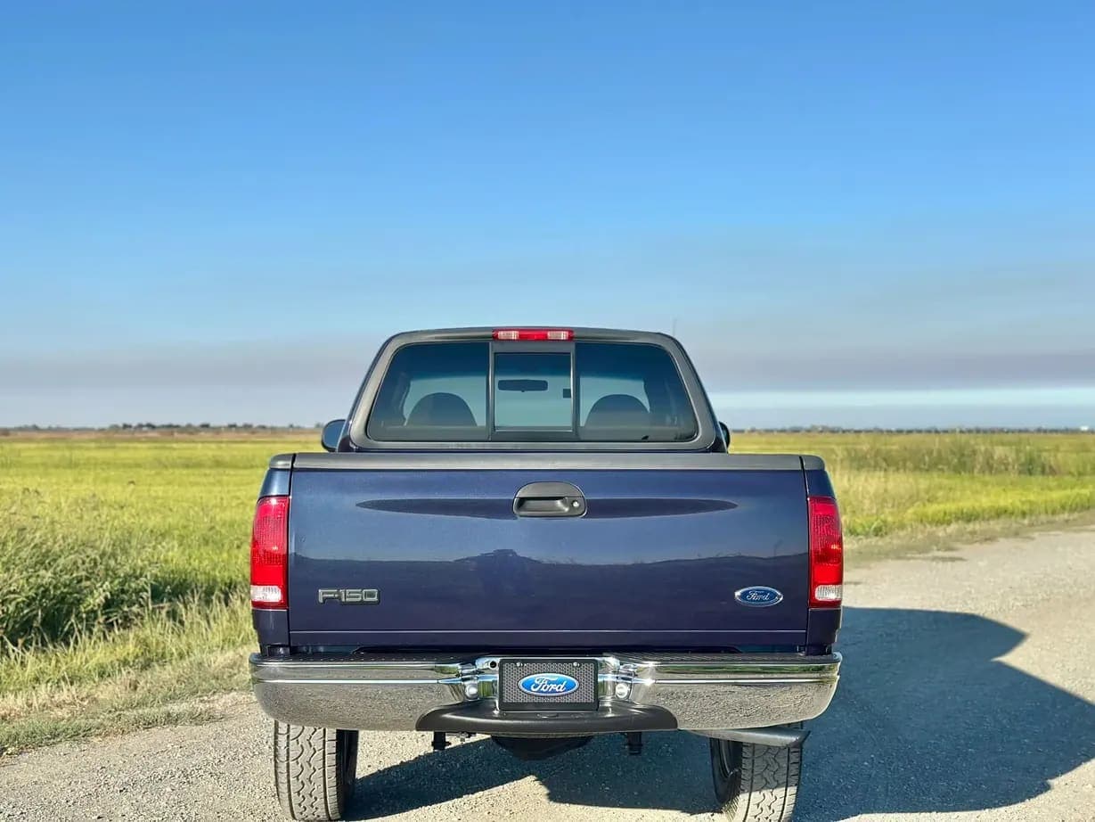 2000 Ford F-150 XLT SuperCab, view