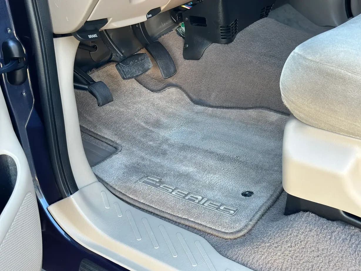 2000 Ford F-150 XLT SuperCab, view