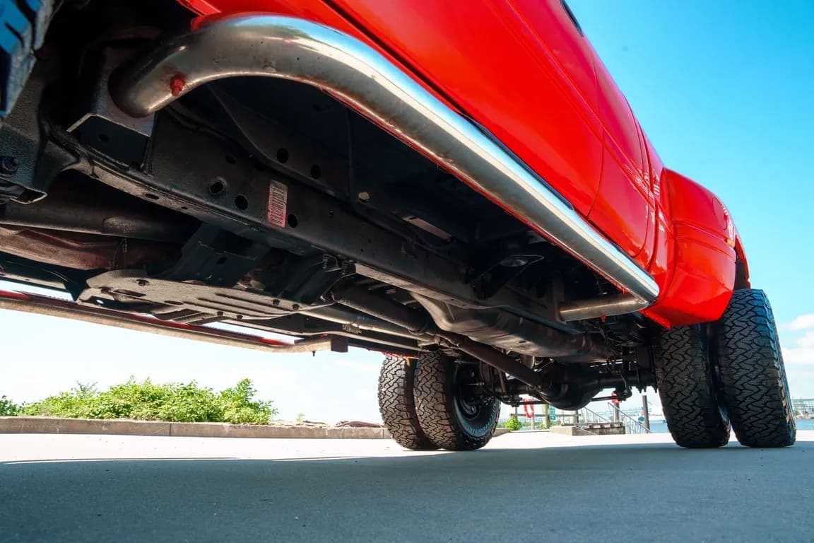 2001 Dodge Ram 3500, view