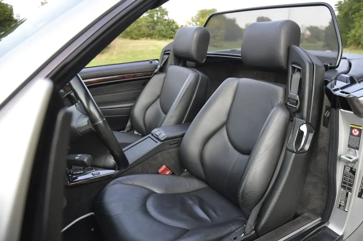 2001 Mercedes-Benz SL500, view