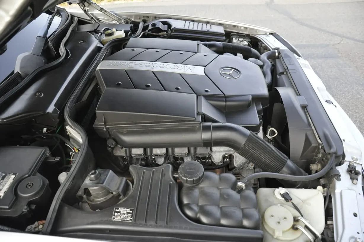 2001 Mercedes-Benz SL500, view