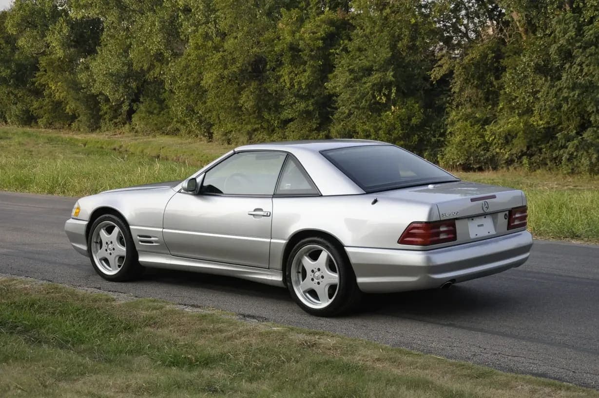 2001 Mercedes-Benz SL500, view