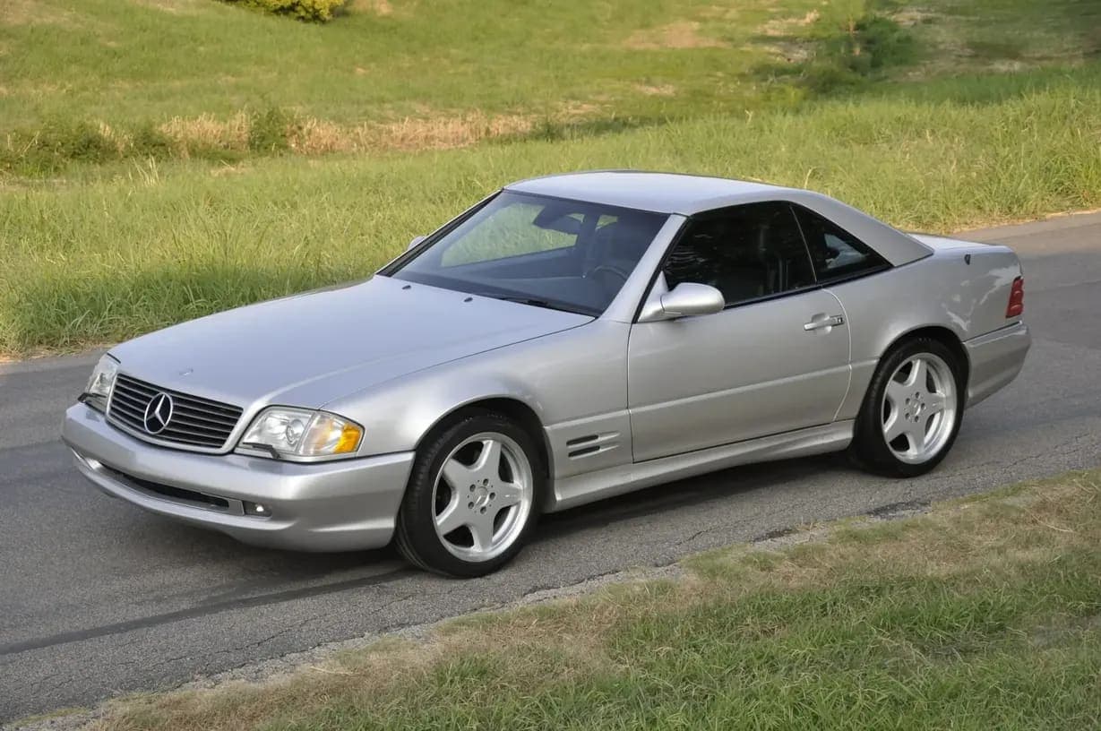 2001 Mercedes-Benz SL500, view