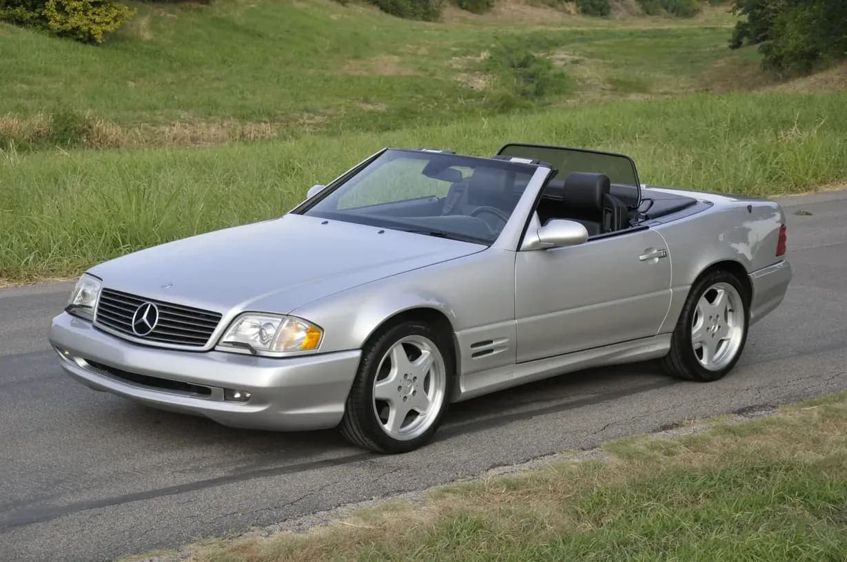 2001 Mercedes-Benz SL500, view